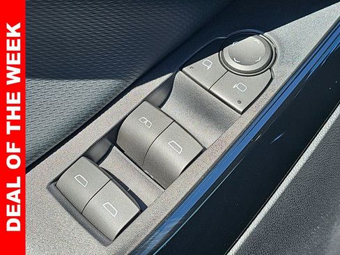 New 2026 Chevrolet Equinox LT w/ Midnight Edition image 28