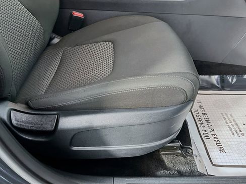 Used 2024 Kia Sportage LX FWD image 32