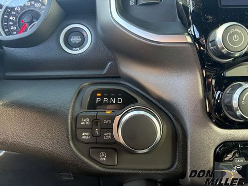 New 2026 RAM 1500 Big Horn w/ Night Edition image 18