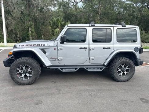 Used 2018 Jeep Wrangler Unlimited Rubicon AWD/4WD image 2