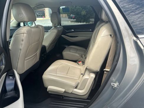 Used 2018 Buick Enclave Premium FWD image 5