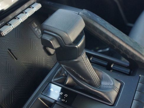 Used 2024 Toyota Tacoma SR image 10