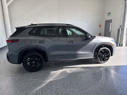 New 2026 Volkswagen Tiguan SE R-Line AWD/4WD image 4