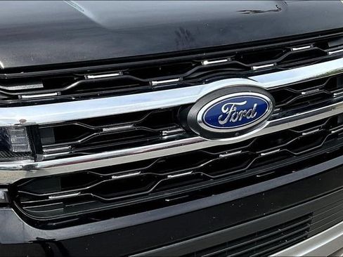 Used 2024 Ford Expedition Limited AWD/4WD image 29