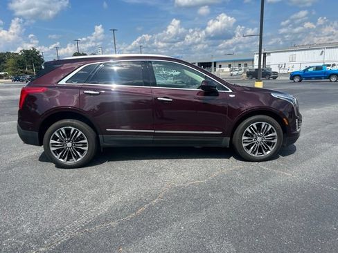 Used 2018 Cadillac XT5 Premium Luxury w/ Driver Assist Package AWD/4WD image 5