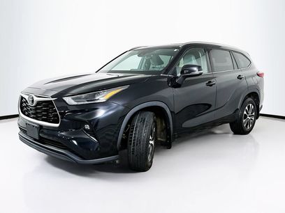 Used 2021 Toyota Highlander XLE