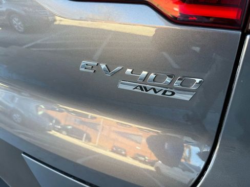 Used 2020 Jaguar I-PACE S image 10