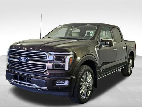 Certified 2024 Ford F150 Platinum w/ Equipment Group 703A Plus AWD/4WD image 3