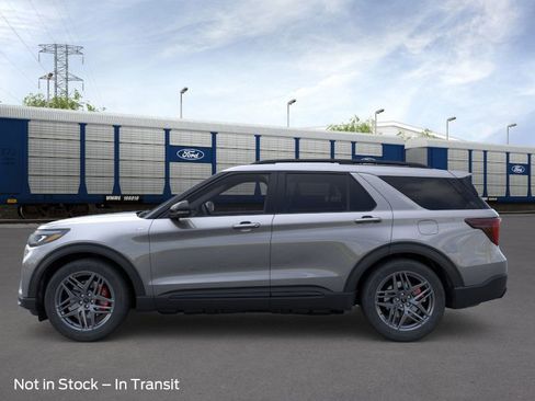 New 2026 Ford Explorer ST-Line image 3
