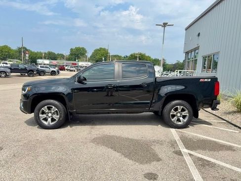 Used 2020 Chevrolet Colorado Z71 AWD/4WD image 4