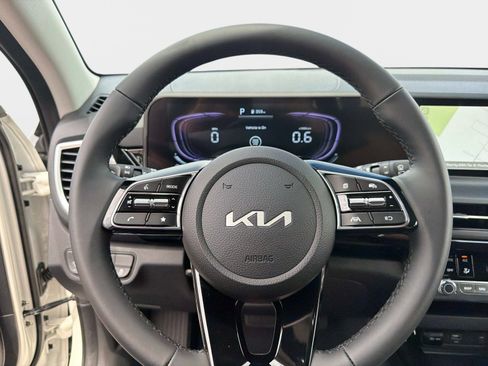 New 2026 Kia Seltos S FWD image 24