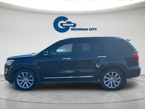 Used 2017 Ford Explorer Limited AWD/4WD image 2