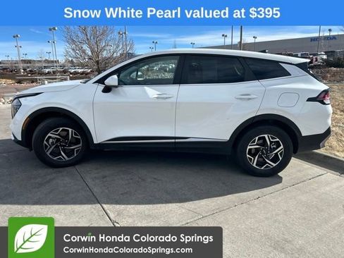 Used 2024 Kia Sportage LX image 4