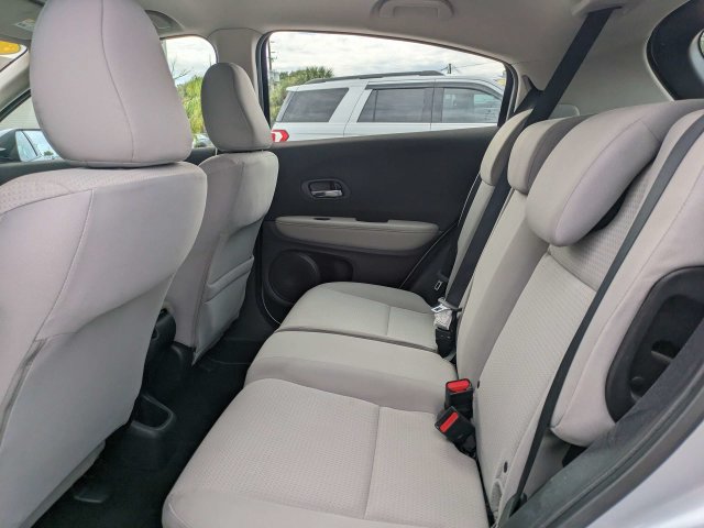 Used 2019 Honda HR-V LX image 14