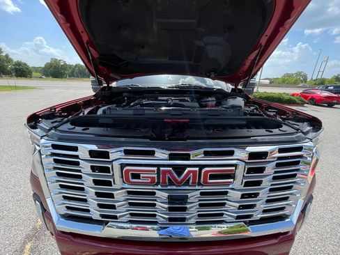 Used 2024 GMC Sierra 2500 Denali w/ Denali Reserve Package AWD/4WD image 33
