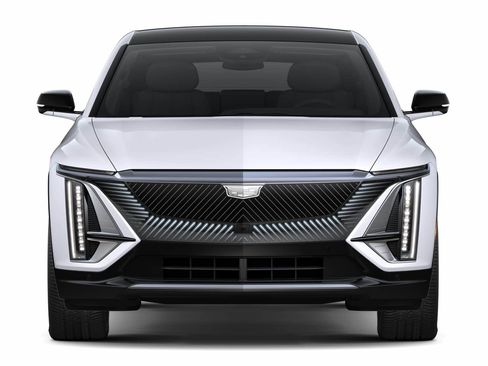 New 2026 Cadillac Lyriq Luxury image 2