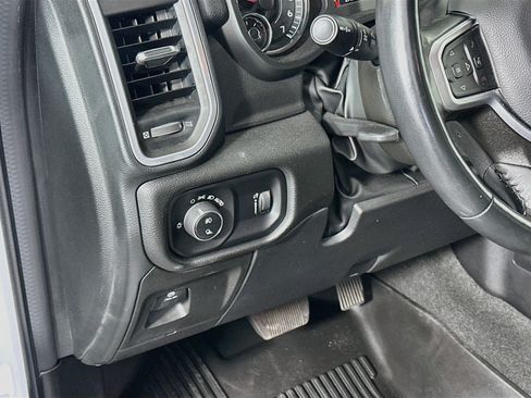 Used 2023 RAM 1500 Big Horn AWD/4WD image 16