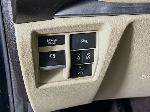 Used 2019 Acura MDX FWD w/ Technology Package image 16