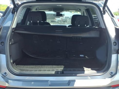 Used 2020 GMC Terrain SLE w/ Driver Convenience Package AWD/4WD image 8
