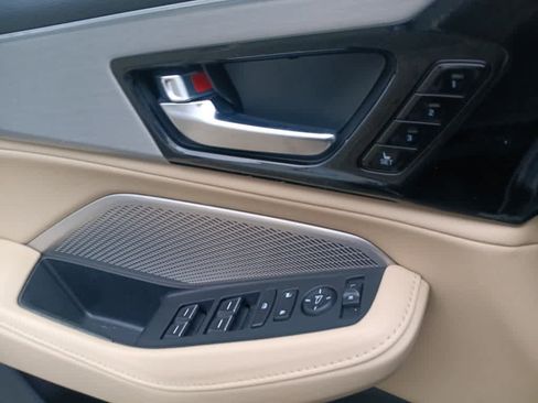 Used 2023 Acura MDX SH-AWD image 16