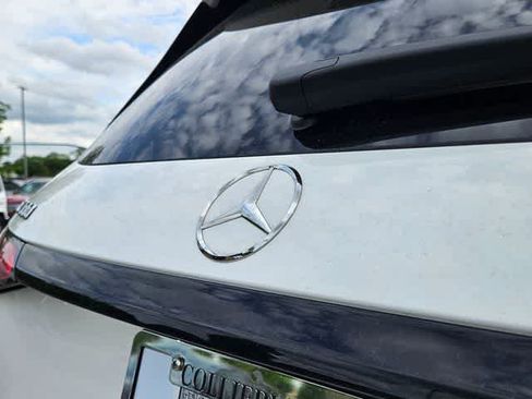 Used 2026 Mercedes-Benz GLC 300 image 11