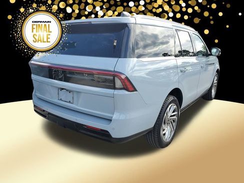 New 2025 Lincoln Navigator Reserve image 6