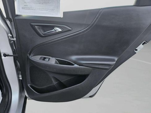 Used 2017 Chevrolet Malibu LT w/ Leather Package image 19