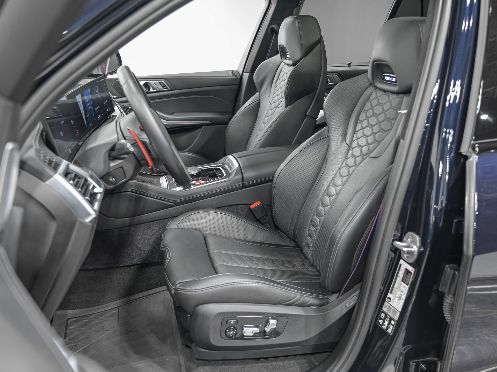 Used 2024 BMW X5 M Competition w/ Executive Package AWD/4WD image 16