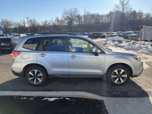Used 2017 Subaru Forester 2.5i Premium w/ All-Weather Package image 15