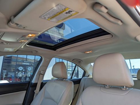 Used 2017 Subaru Legacy 2.5i Limited image 28