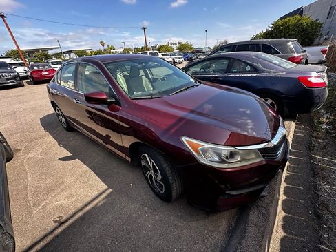 Used 2016 Honda Accord LX image 7