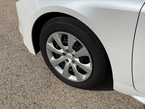Used 2025 Toyota Corolla LE FWD image 10