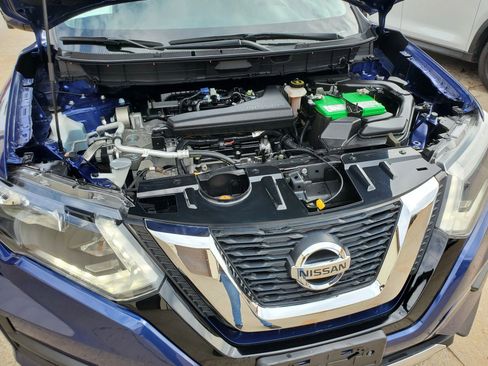 Used 2017 Nissan Rogue SV w/ SV Premium Package AWD/4WD image 52