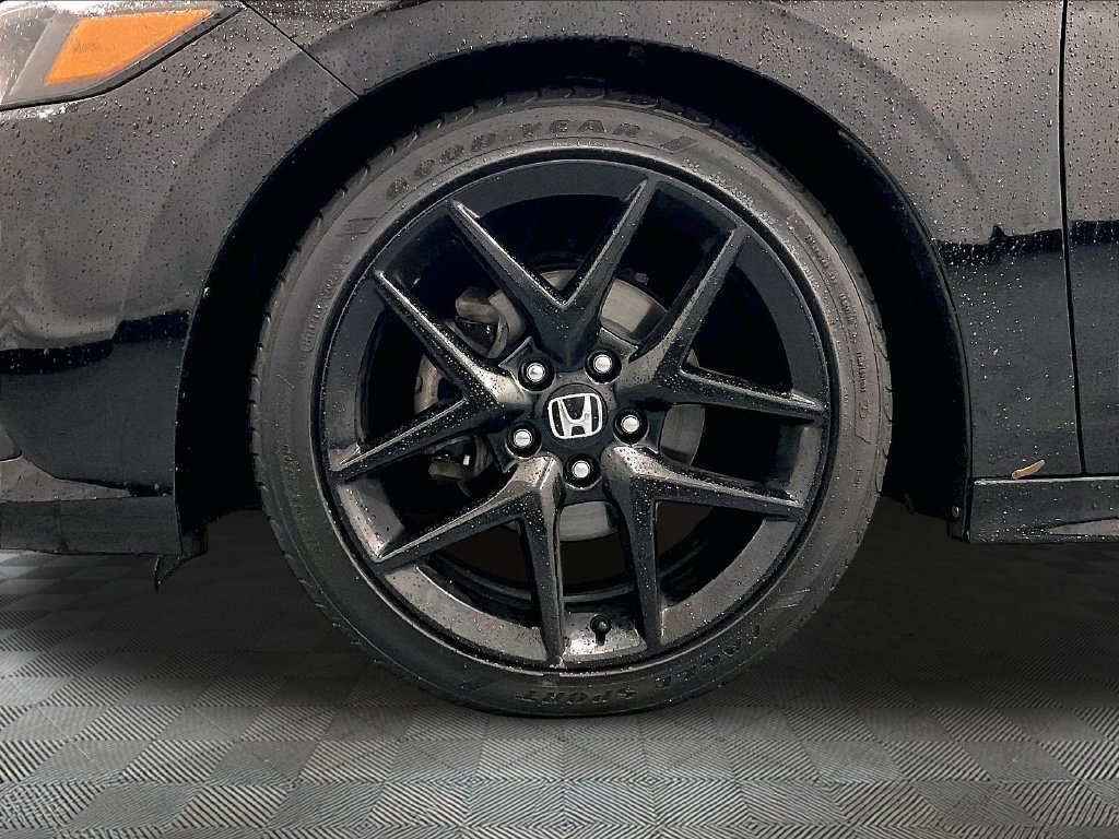 Used 2023 Honda Civic Sport image 7