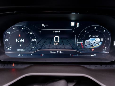 Used 2022 GMC Yukon Denali image 26