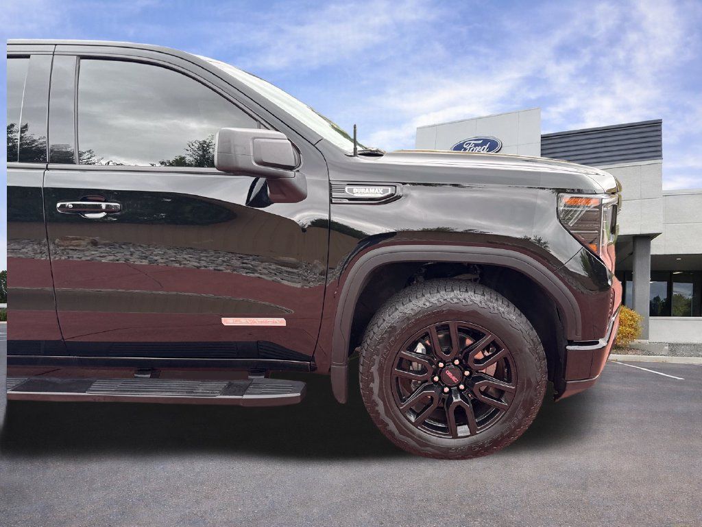 Used 2025 GMC Sierra 1500 Elevation w/ Preferred Package AWD/4WD image 31