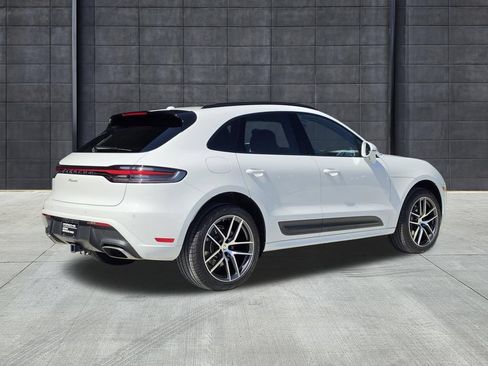 Certified 2025 Porsche Macan Turbo AWD/4WD image 8