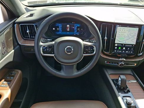 Certified 2023 Volvo XC60 B5 Plus w/ Climate Package AWD/4WD image 12