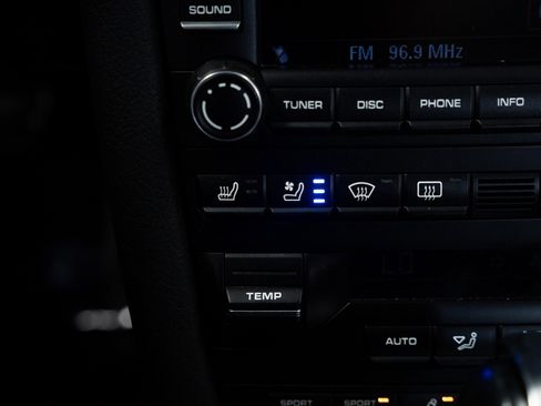 Used 2012 Porsche 911 Carrera 4S image 13