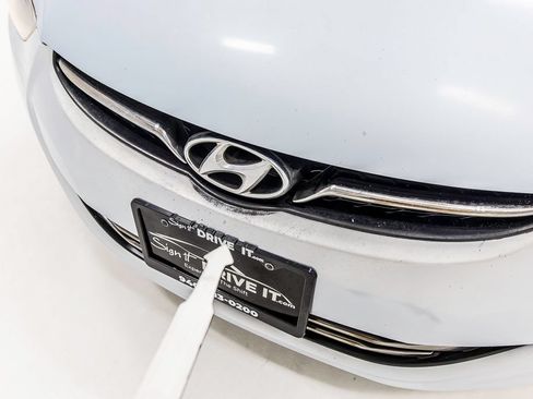 Used 2012 Hyundai Elantra Limited w/ Technology Pkg 5 FWD image 38