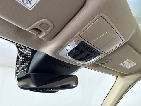 Certified 2025 Acura MDX SH-AWD w/ Advance Package image 10
