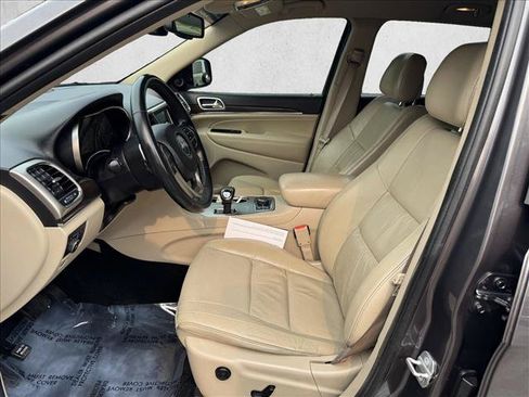 Used 2014 Jeep Grand Cherokee Limited AWD/4WD image 10