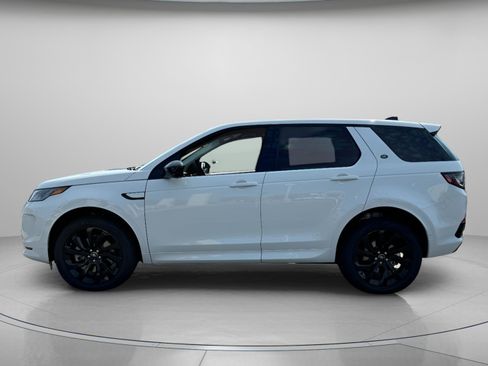 Used 2025 Land Rover Discovery Sport S image 2