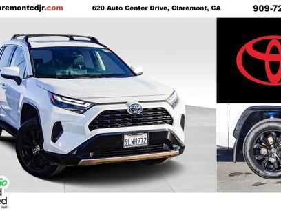 Used 2024 Toyota RAV4 SE