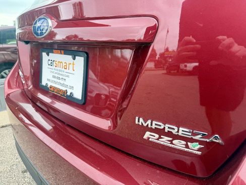 Used 2016 Subaru Impreza 2.0i Premium w/ Popular Package #1 AWD/4WD image 10