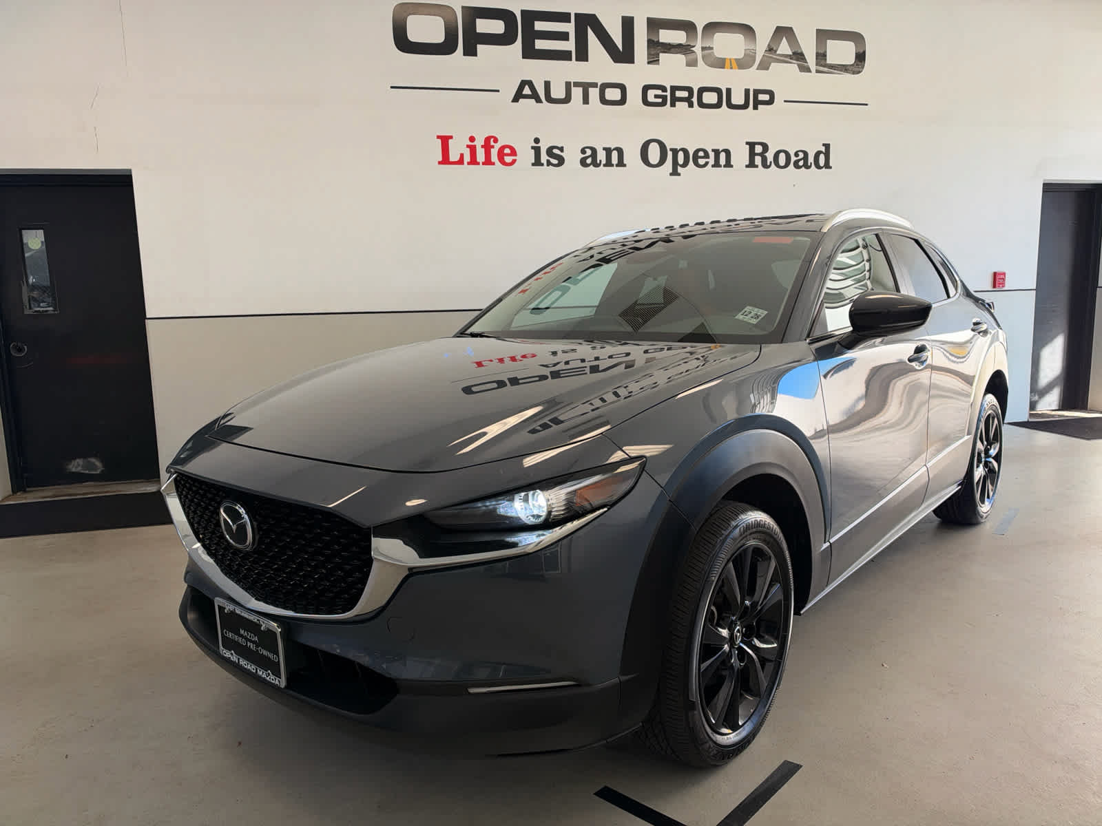 Used 2024 MAZDA CX-30 AWD 2.5 S w/ Preferred Package image 2