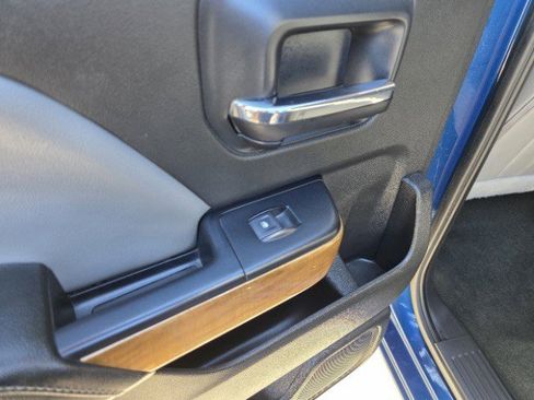 Used 2018 Chevrolet Silverado 1500 LTZ w/ Texas Edition image 29