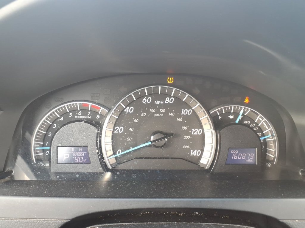 Used 2013 Toyota Camry SE FWD image 16