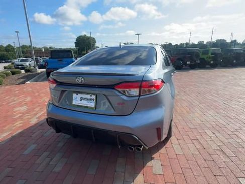 Used 2024 Toyota Corolla SE FWD image 2