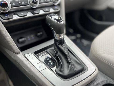 Used 2020 Hyundai Elantra Value Edition image 26